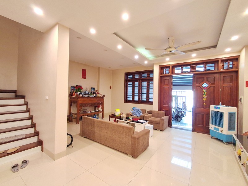 Bán nhà Ngọc Trì,Thạch Bàn 3 tầng,140m,mt6.2m oto tránh nhỉnh 20 tỷ - Ảnh 2